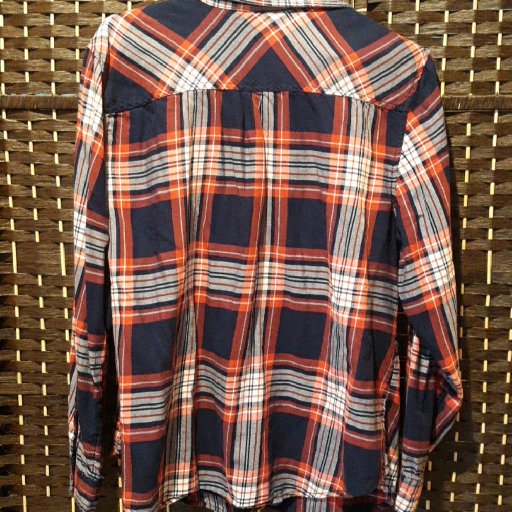 Flannel button up shirt - Picture 4 of 4